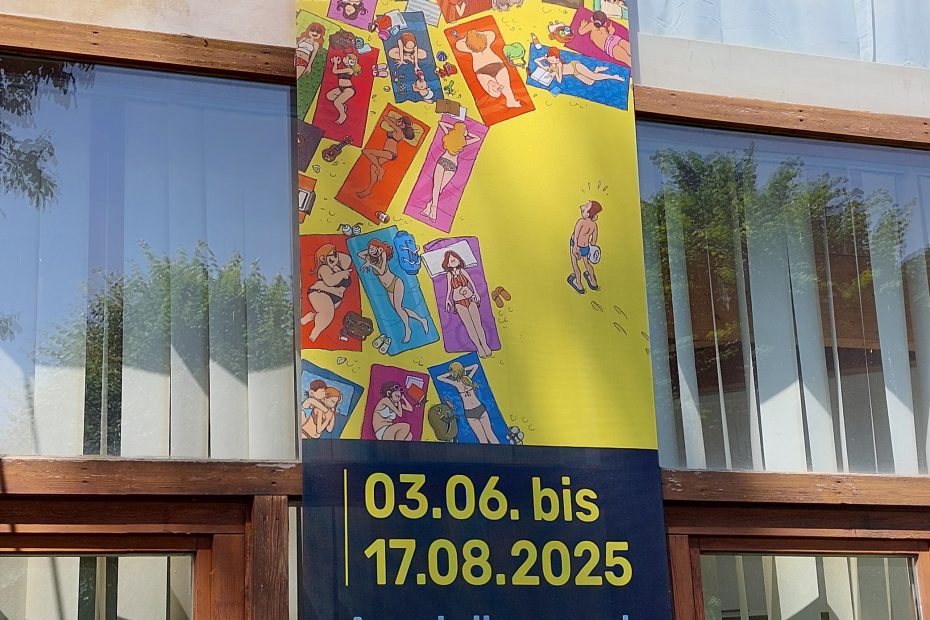 Plakat zur Ausstellung "Flix's - Schöne Töchter" Vom 03.06. - 17.08.2025