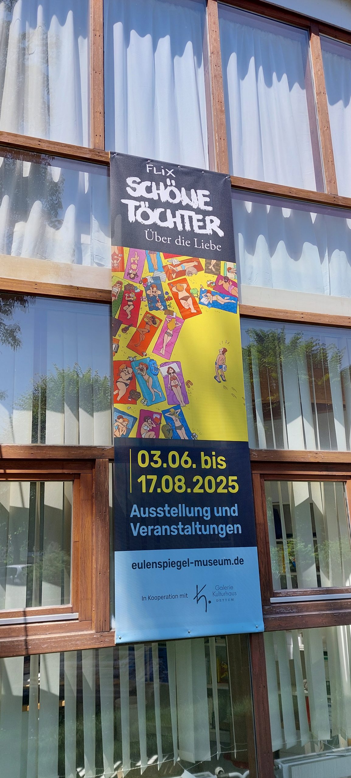 Ausstellung Flix's Schöne Töchter Plakat zur Ausstellung "Flix's - Schöne Töchter" Vom 03.06. - 17.08.2025